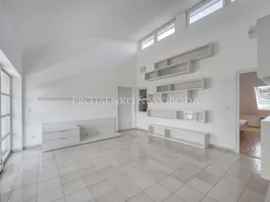 Prodej vícegeneračního domu, Křižanov, Benešovo náměstí, 530 m2