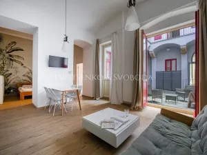 Prodej bytu 2+kk, Praha - Karlín, Prvního pluku, 73 m2