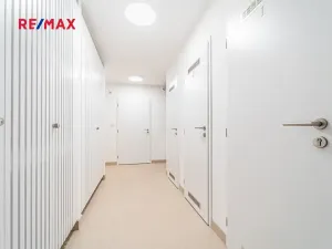 Pronájem bytu 3+kk, Praha - Kunratice, Děbolínská, 92 m2
