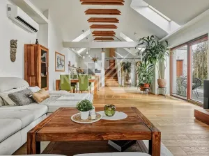 Prodej rodinného domu, Praha - Kyje, Hodějovská, 308 m2