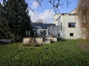 Prodej rodinného domu, Praha - Kyje, Hodějovská, 308 m2