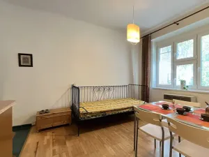 Pronájem bytu 2+kk, Praha - Holešovice, Komunardů, 50 m2