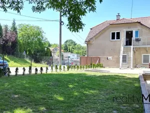 Pronájem ubytování, Dobrovice, 500 m2