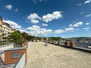 Pronájem bytu 3+kk, Praha - Vinohrady, U Zvonařky, 90 m2