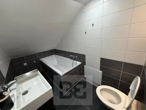 Pronájem bytu 3+1, Ostrov, Klínovecká, 77 m2