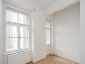 Pronájem bytu 2+kk, Praha - Vinohrady, Korunní, 48 m2