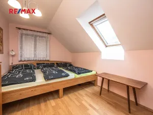 Pronájem rodinného domu, Mirošovice, Senohrabská, 150 m2