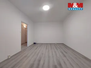 Pronájem bytu 1+1, Klášterec nad Ohří - Miřetice u Klášterce nad Ohří, Dlouhá, 36 m2