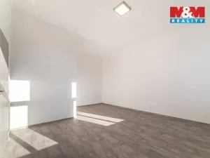 Pronájem bytu 1+1, Sokolov, Nádražní, 37 m2