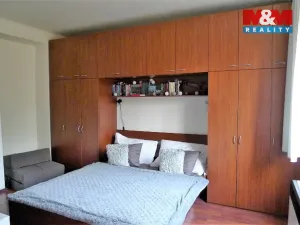 Pronájem bytu 1+1, Praha - Košíře, Mikšovského, 32 m2