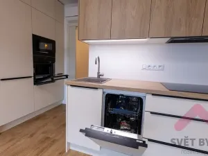 Pronájem bytu 1+kk, Praha - Žižkov, Šrámkové, 33 m2