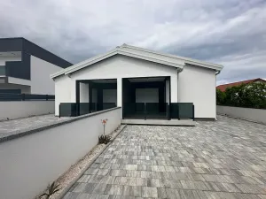 Prodej rodinného domu, Vir, Chorvatsko, 68 m2