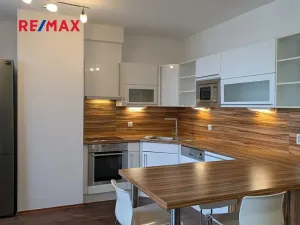 Pronájem bytu 2+kk, Praha - Stodůlky, Jeremiášova, 47 m2