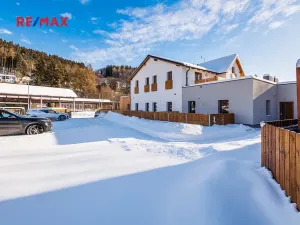 Prodej bytu 2+kk, Svoboda nad Úpou, Nádražní, 56 m2