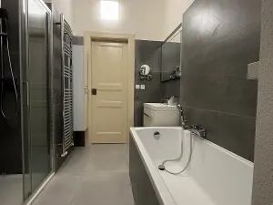 Pronájem bytu 2+1, Praha - Libeň, Drahobejlova, 67 m2