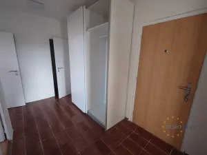 Pronájem bytu 3+1, Praha - Podolí, Ve svahu, 80 m2