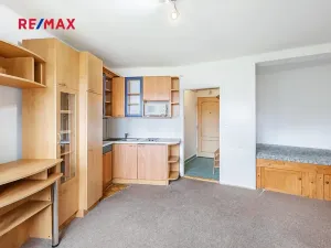 Pronájem bytu 1+kk, Jindřichův Hradec, Nádražní, 23 m2