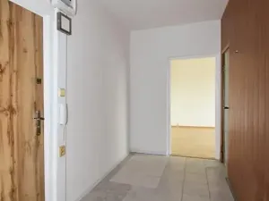 Pronájem bytu 2+1, Chomutov, Holešická, 62 m2