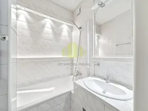 Prodej bytu 3+1, Olomouc, Kmochova, 60 m2