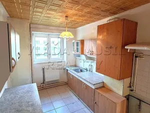 Prodej bytu 2+1, Beroun - Beroun-Město, Třída Míru, 55 m2