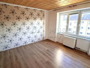 Prodej bytu 2+1, Beroun - Beroun-Město, Třída Míru, 55 m2