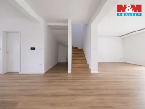 Pronájem rodinného domu, Jirny, 138 m2