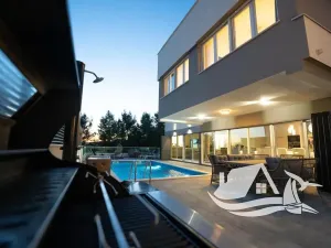 Prodej vily, Podstrana, Chorvatsko, 220 m2