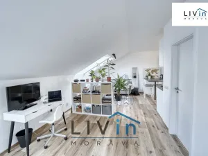 Pronájem bytu 1+kk, Olomouc, tř. Svornosti, 45 m2