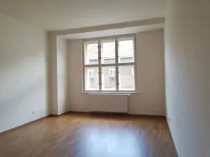 Pronájem bytu 2+1, Praha - Žižkov, Roháčova, 80 m2