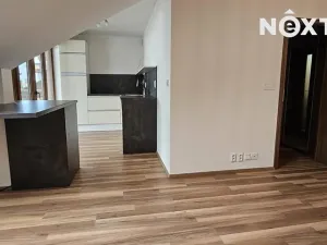 Pronájem bytu 2+kk, Tábor, Ke Chlumu, 55 m2