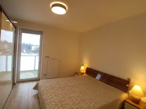 Prodej bytu 2+kk, Karlovy Vary, Sedlecká, 60 m2
