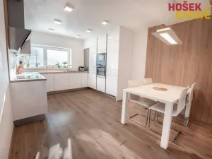 Prodej rodinného domu, Ochoz u Brna, Pod Skalkou, 156 m2