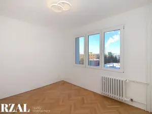 Prodej bytu 3+1, Plzeň, Smrková, 66 m2