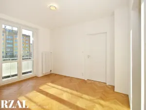 Prodej bytu 3+1, Plzeň, Smrková, 66 m2