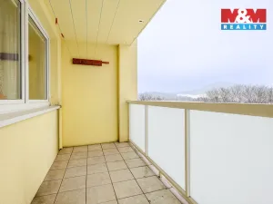 Prodej bytu 3+1, Cvikov - Cvikov II, Sídliště, 67 m2