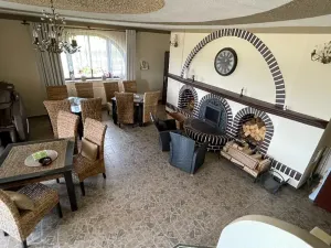 Pronájem kanceláře, Kynšperk nad Ohří, 600 m2