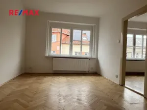 Pronájem bytu 2+1, Kladno, Poštovní náměstí, 63 m2