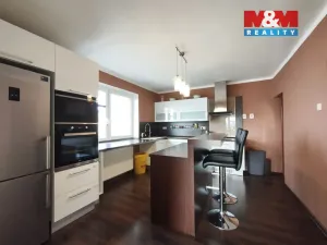 Prodej rodinného domu, Stará Ves nad Ondřejnicí - Stará Ves, Dukelská, 200 m2