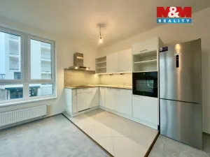 Prodej bytu 1+kk, Praha - Ruzyně, Stočesova, 32 m2