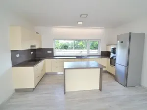 Pronájem bytu 5+kk, Vestec, Erbenova, 140 m2