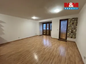 Pronájem bytu 1+kk, Beroun - Beroun-Město, Nad Paloučkem, 40 m2