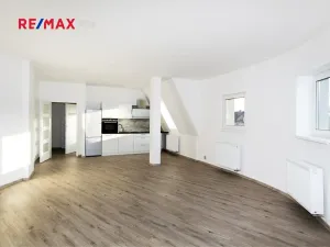 Pronájem bytu 3+kk, Ústí nad Labem, náměstí Prokopa Velikého, 86 m2