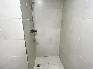 Pronájem bytu 1+kk, Praha - Vysočany, Poděbradská, 28 m2