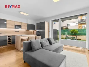 Pronájem bytu 1+kk, Plzeň, K Zelené louce, 40 m2