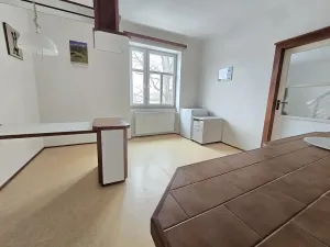 Prodej bytu 3+1, Jihlava, Gorkého, 82 m2