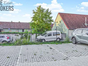 Pronájem bytu 1+kk, Chýnice, Karlštejnská, 38 m2