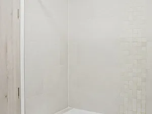 Pronájem bytu 1+kk, Chýnice, Karlštejnská, 38 m2