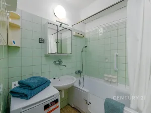 Prodej bytu 3+1, Plzeň, Na Bradlavce, 104 m2