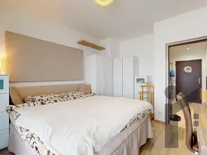 Prodej bytu 2+kk, Praha - Letňany, Hlučkova, 63 m2