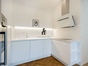 Pronájem bytu 2+kk, Praha - Nové Město, Dlážděná, 67 m2